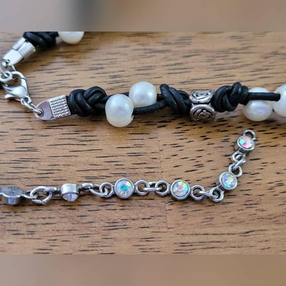 Multimedia Necklace - Picture 4 of 5